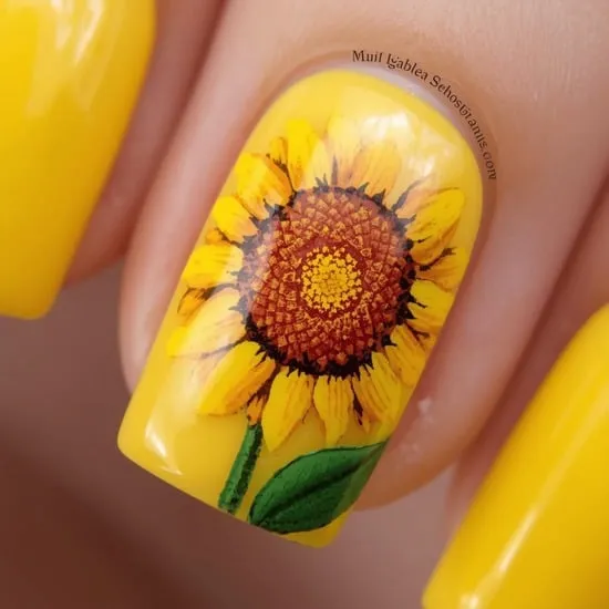 11 yellow nails ideas IMG07