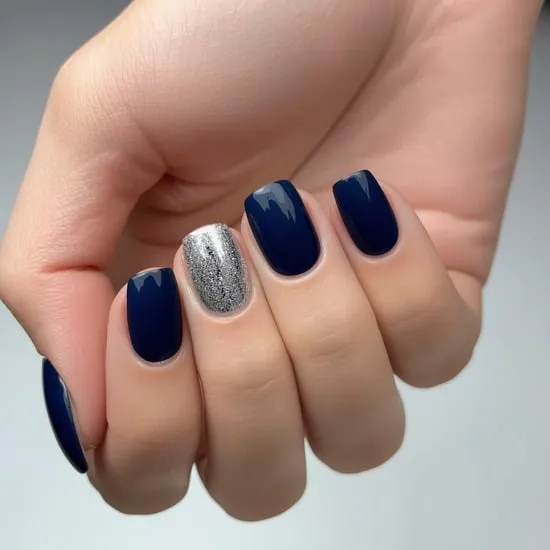 11 blue and silver nail ideas IMG01