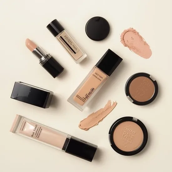 what makeup looks best on pale skin IMG02